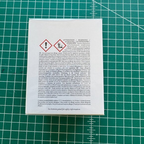 Diptyque New in Box Santal (Sandalwood) Classic Candle - Picture 4 of 5